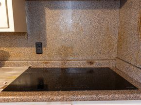 7718 Dillon Street, Houston TX 77061