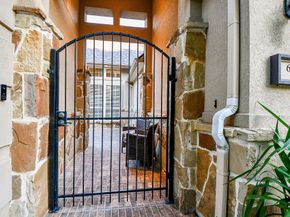 66 N Swanwick Place, Tomball TX 77375