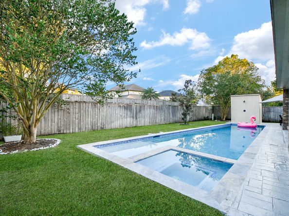 66 N Swanwick Place, Tomball TX 77375