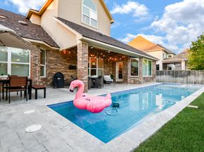 66 N Swanwick Place, Tomball TX 77375