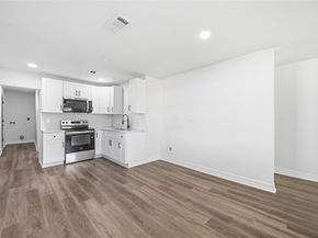 8115 Betty Boop Street, Houston TX 77028