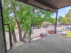 7200 W T C Jester Blvd 4, Houston TX 77088