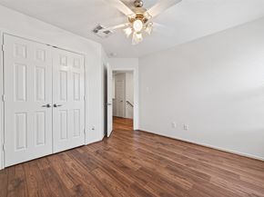 31 Wickerdale Place, The Woodlands TX 77382