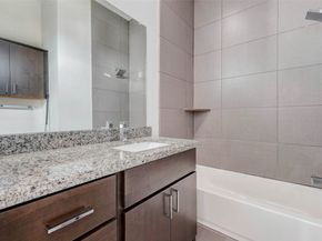 2913 Leeland Street, Houston TX 77003
