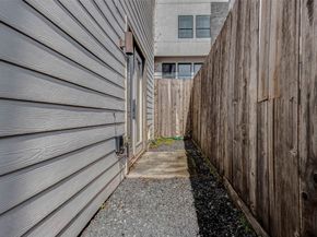 2913 Leeland Street, Houston TX 77003