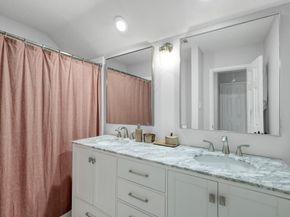 31 E Amberglow Circle, The Woodlands TX 77381