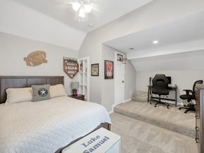 31 E Amberglow Circle, The Woodlands TX 77381