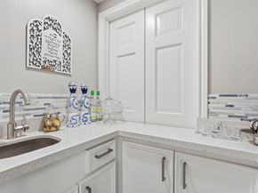 7927 Wolfield Lane, Houston TX 77071