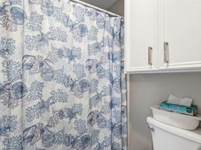 7927 Wolfield Lane, Houston TX 77071