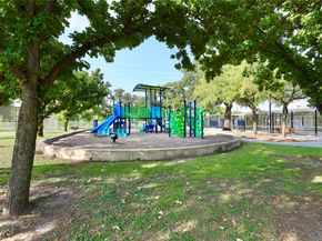 510 E 37th Street, Houston TX 77022