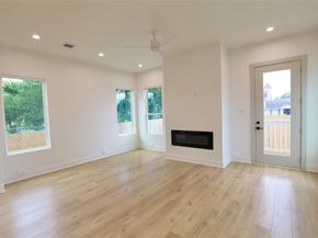 510 E 37th Street, Houston TX 77022