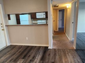 2818 S Bartell Drive 7, Houston TX 77054