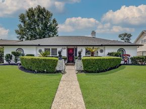 5230 Cripple Creek Court SE, Houston TX 77017