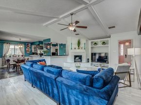 5230 Cripple Creek Court SE, Houston TX 77017