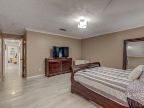 5230 Cripple Creek Court SE, Houston TX 77017