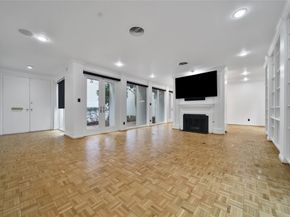 33 River Hollow Lane, Houston TX 77027