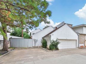 33 River Hollow Lane, Houston TX 77027