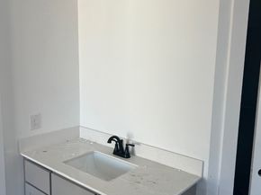 2403 Garden Arbor, Tomball TX 77375