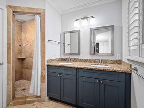 4845 Briarbend Drive, Houston TX 77035