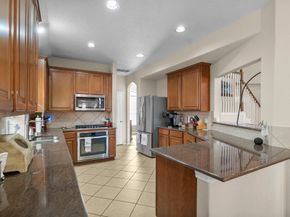 22 Ryanwyck Place, The Woodlands TX 77384