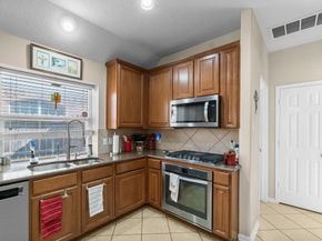 22 Ryanwyck Place, The Woodlands TX 77384