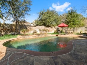 22 Ryanwyck Place, The Woodlands TX 77384