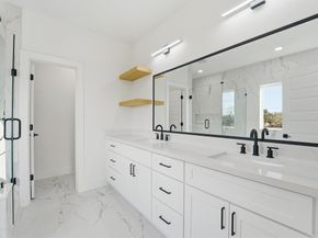 2604 Winbern Street, Houston TX 77004