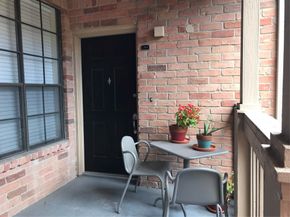 2255 Braeswood Park Drive 294, Houston TX 77030