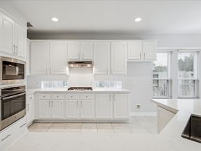 5810 Brook Bend Drive, Sugar Land TX 77479