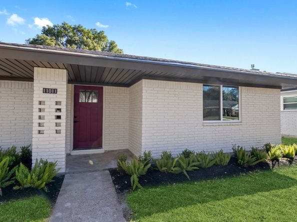 11011 Atwell Drive, Houston TX 77096