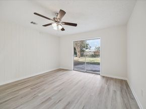 5515 Knightwood Street, Houston TX 77016