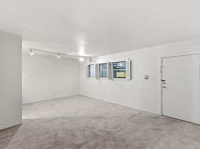 1941 Lexington Street 6, Houston TX 77098