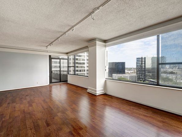15 Greenway Plaza 14D, Houston TX 77046