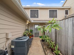 1476 Gemini Street, Houston TX 77058