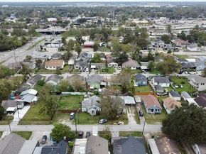 6929 San Angelo Street, Houston TX 77020