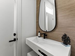 1 E Wedgewood Glen, The Woodlands TX 77381