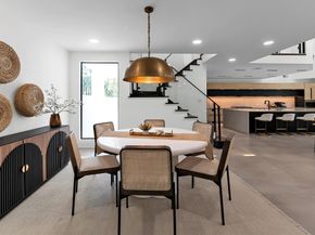 1 E Wedgewood Glen, The Woodlands TX 77381