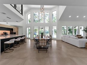 1 E Wedgewood Glen, The Woodlands TX 77381