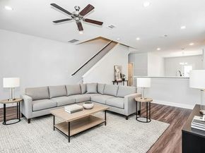 5426 E Houston Road, Houston TX 77028