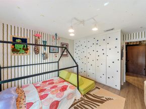 805 E 36th Street, Houston TX 77022