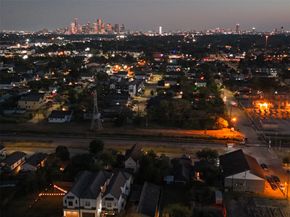 805 E 36th Street, Houston TX 77022