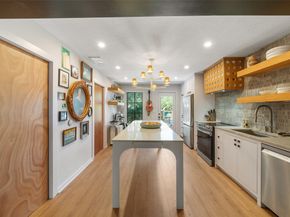 805 E 36th Street, Houston TX 77022