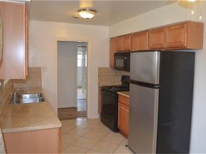 7031 Neff, Houston TX 77074