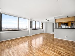 3525 Sage Road 1409, Houston TX 77056