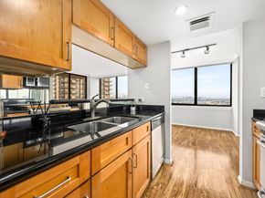 3525 Sage Road 1409, Houston TX 77056