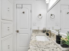 11002 Hammerly Boulevard 12, Houston TX 77043