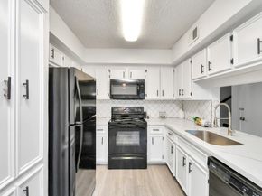 11002 Hammerly Boulevard 12, Houston TX 77043