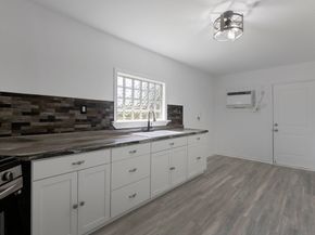 639 Manor Street, Houston TX 77015