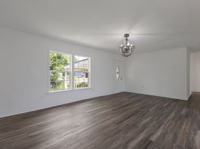 639 Manor Street, Houston TX 77015