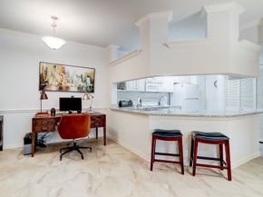 2111 WELCH Street A129, Houston TX 77019